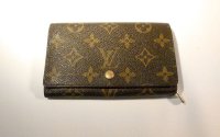 LOUIS VUITTON モノグラム 二つ折り財布　024