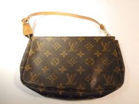 LOUIS VUITTON モノグラム アクセサリーポーチ　064