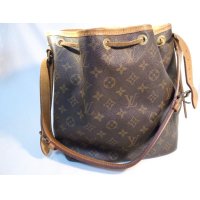 LOUIS VUITTON モノグラム ショルダーバック　106