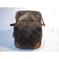 LOUIS VUITTON モノグラム ショルダーバック　304