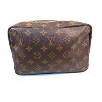 LOUIS VUITTON モノグラム セカンドバッグ　255